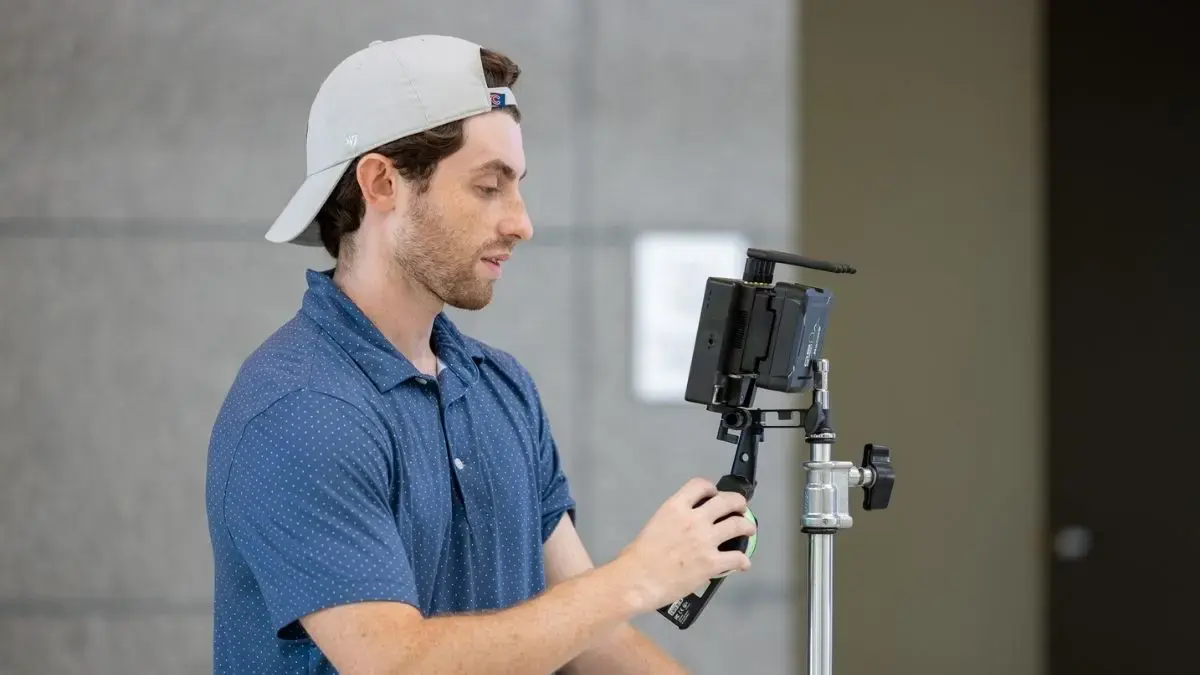 How Commercial Video Production Services Boost Brand Visibility and Engagement